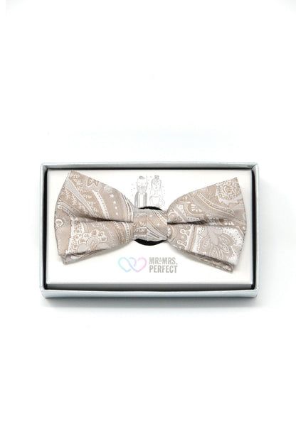 Fliege für Hochzeit mit Paisley in Taupe - REAL GUYS
